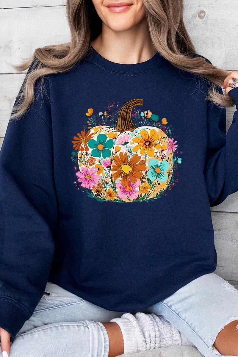 UL180P-E3118 Floral Pumpkin Graphic Plus Sweatshirt $25