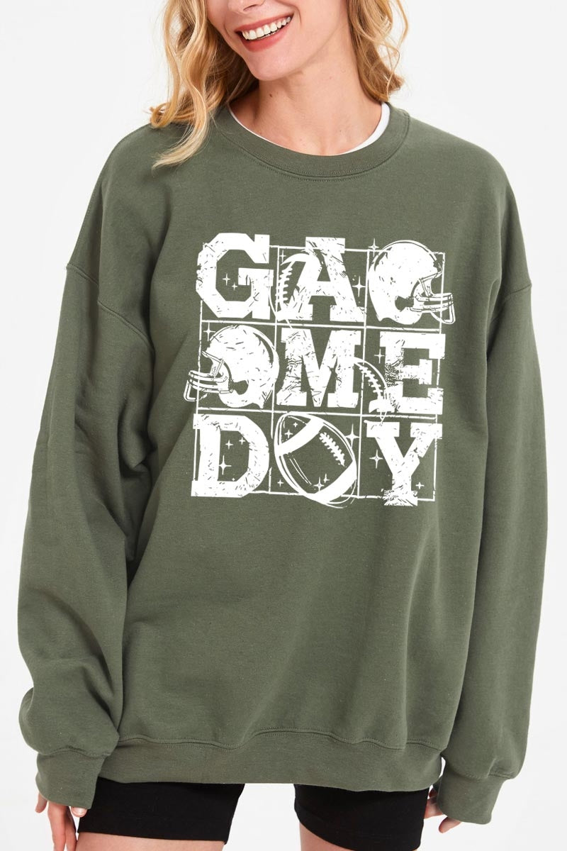 UL180P-E3073 Distressed Game Day Graphic Plus Sweatshirt $25