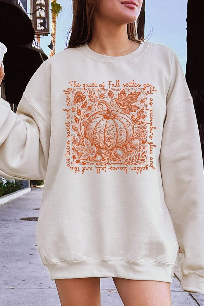 UL180P-E3112 Fall Pumpkin Botanical Graphic Plus Sweatshirt $25