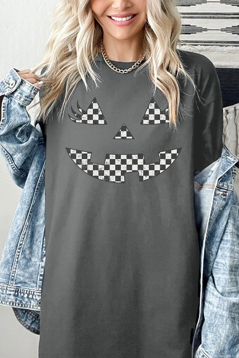 5000P-E3149 Checker Pumpkin Face Graphic Plus Heavy Cotton Tee $12.75
