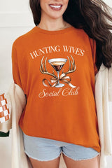 5000-E3191 Hunting Wives Social Club Graphic Heavy Cotton Tee $9