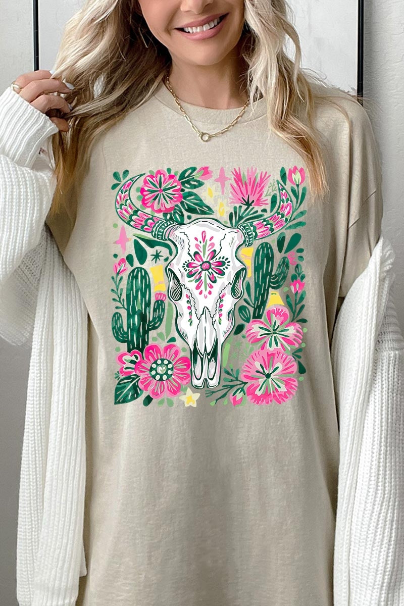 5000P-E3086 Western Floral Cow Skull Plus Heavy Cotton Tee $12.75