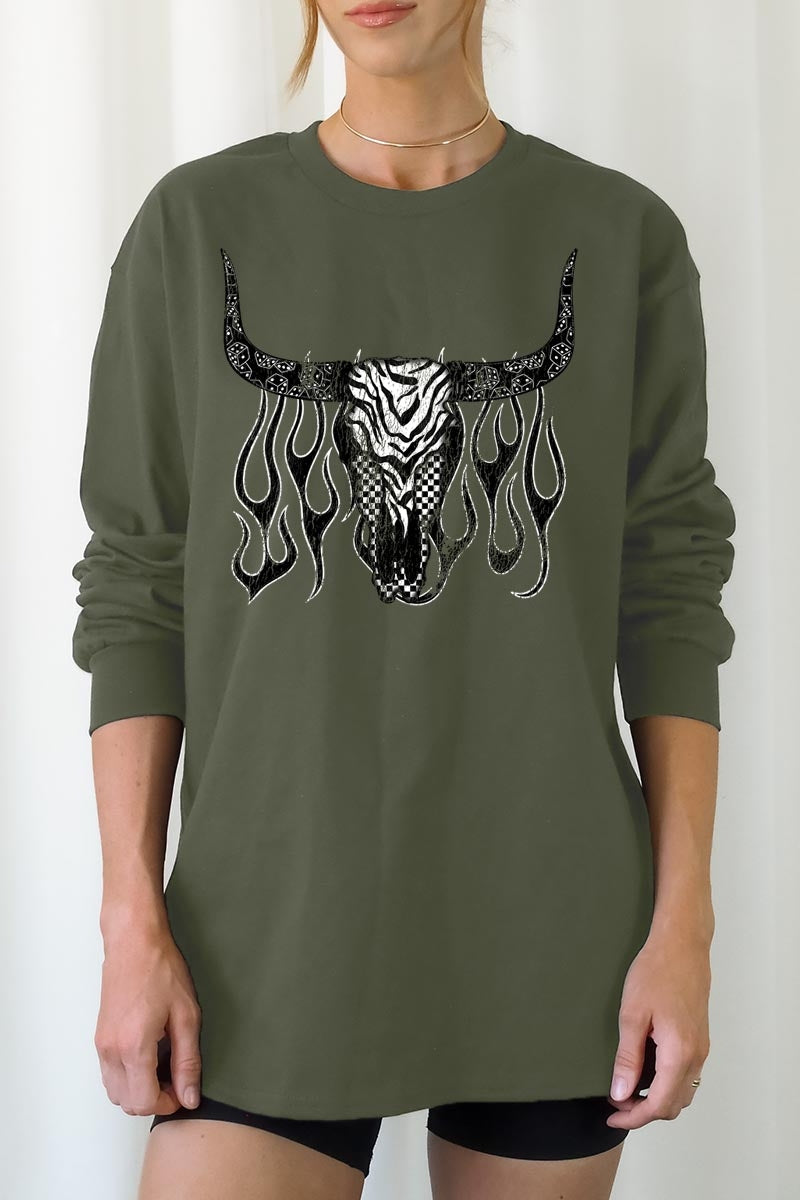 UL240P-E3176 Western Bullskull Graphic Plus Long Sleeve Tee $17