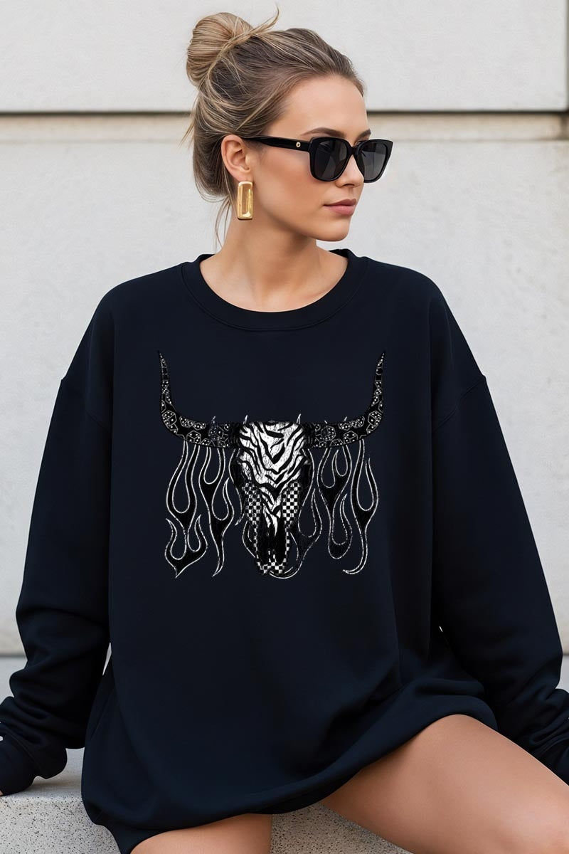 UL180-E3176 Western Bullskull Graphic Sweatshirt $20
