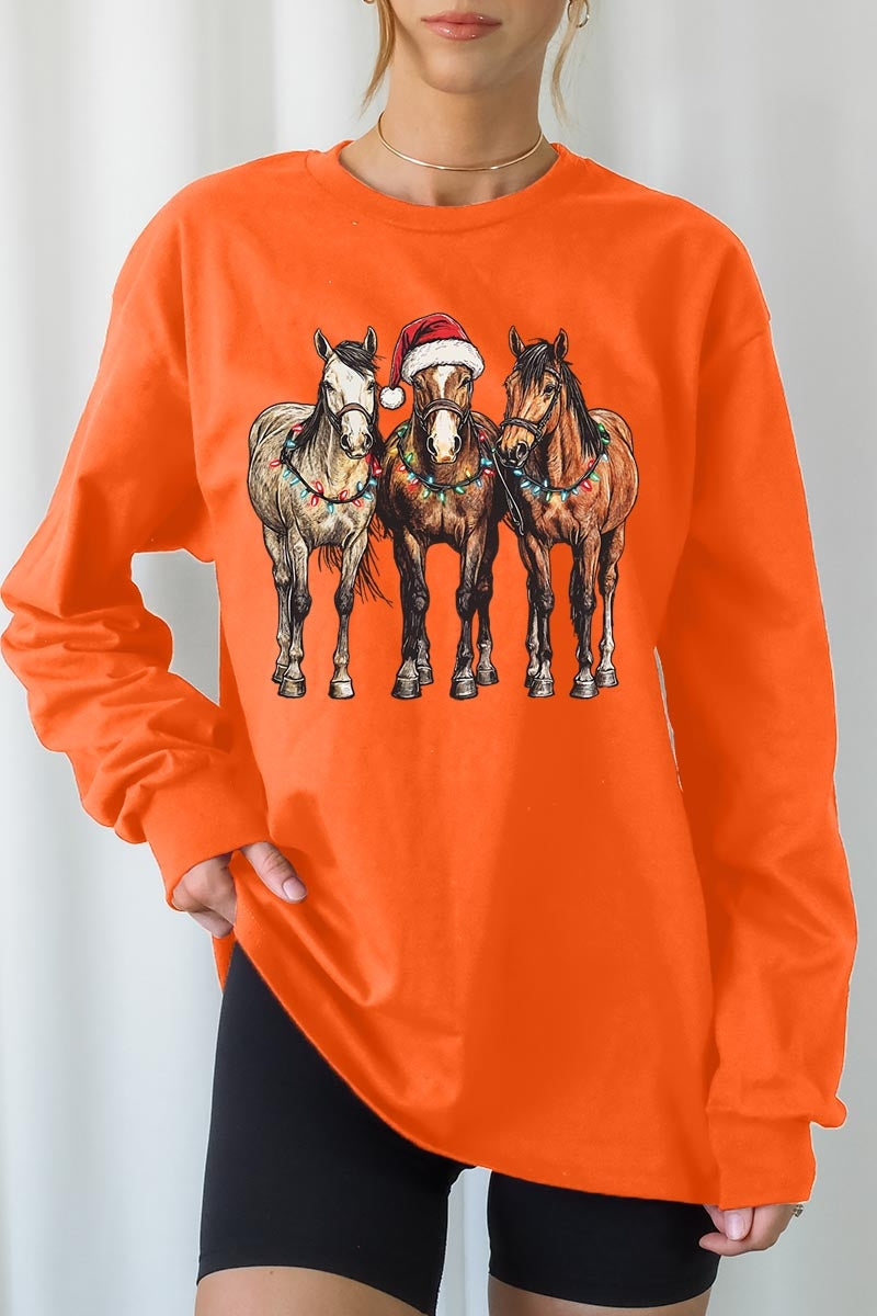 UL240P-E3182 Christmas Horses Graphic Plus Long Sleeve Tee $17