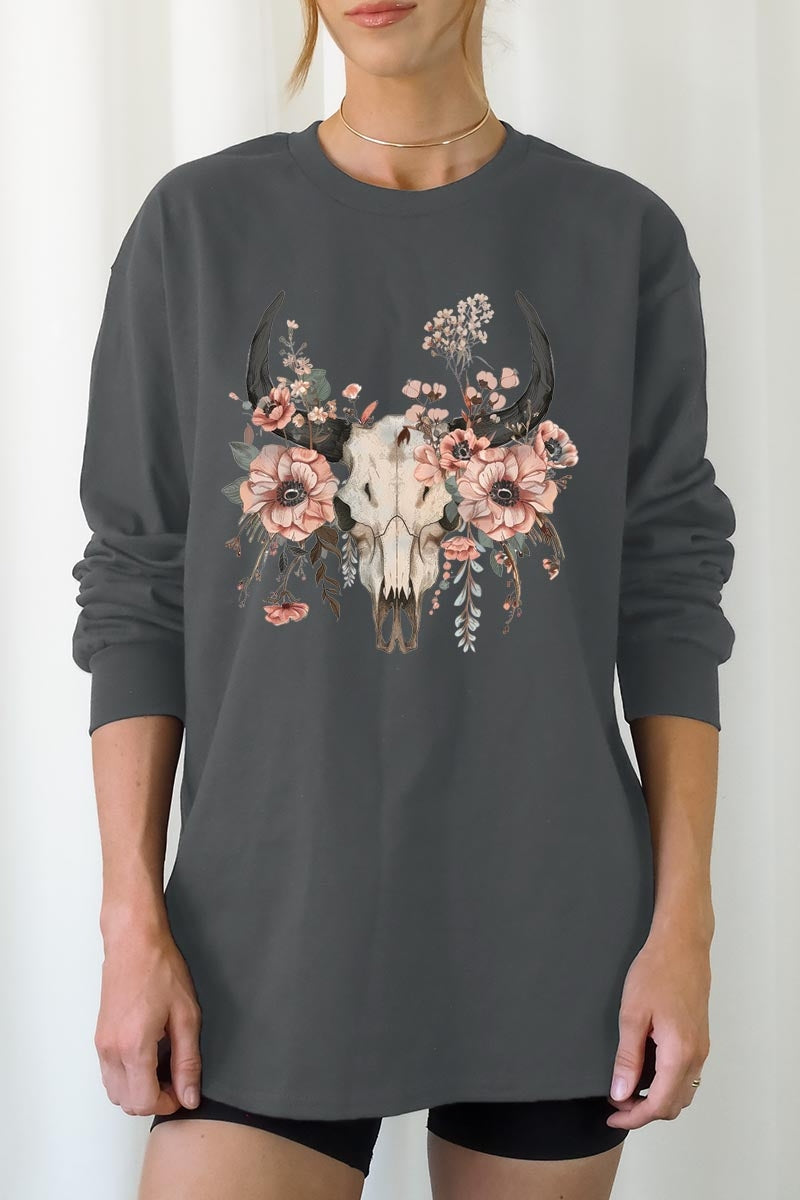 UL240P-E3113 Western Skull Floral Graphic Plus Long Sleeve Tee $17