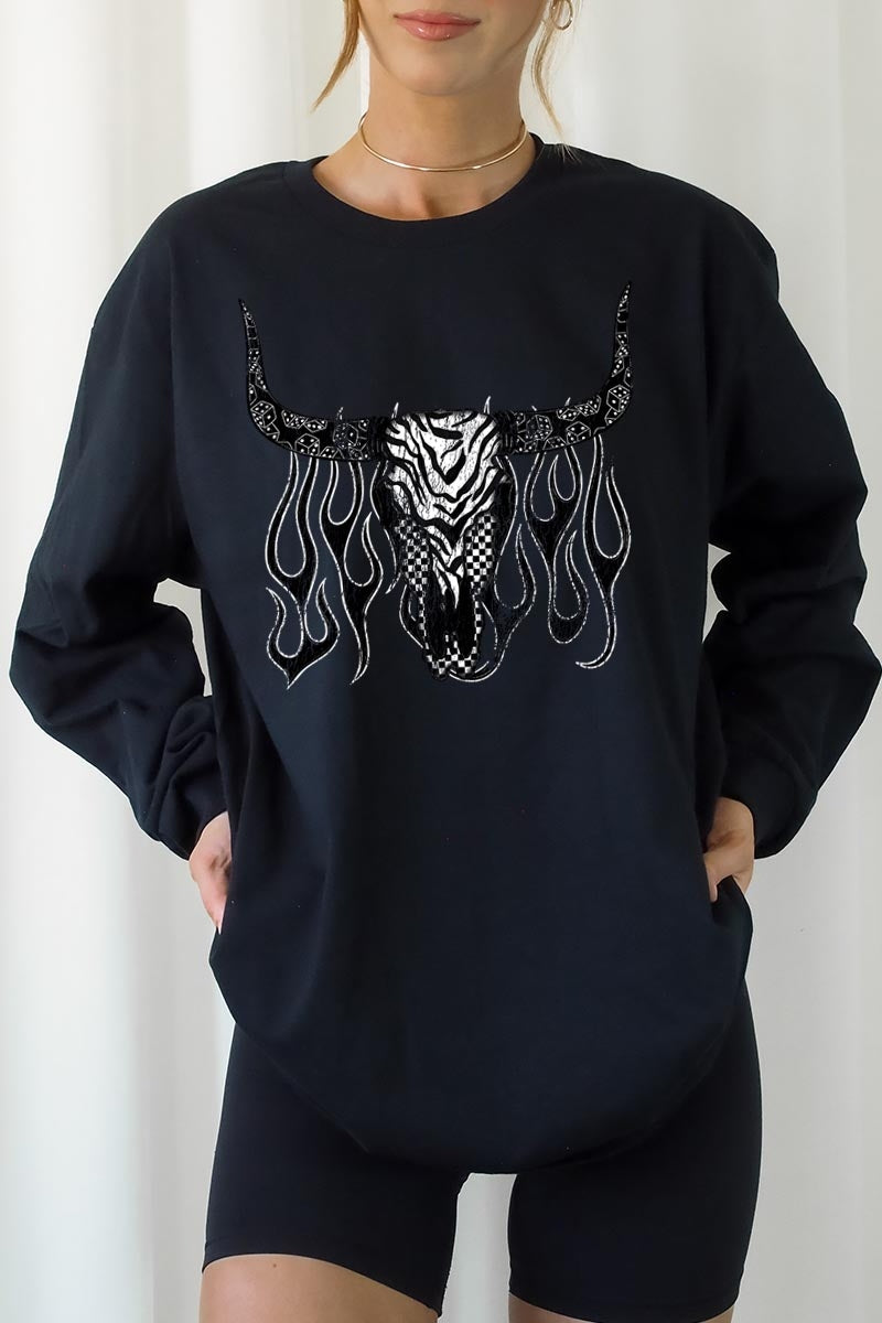UL240-E3176 Western Bullskull Graphic Long Sleeve Tee $13.75