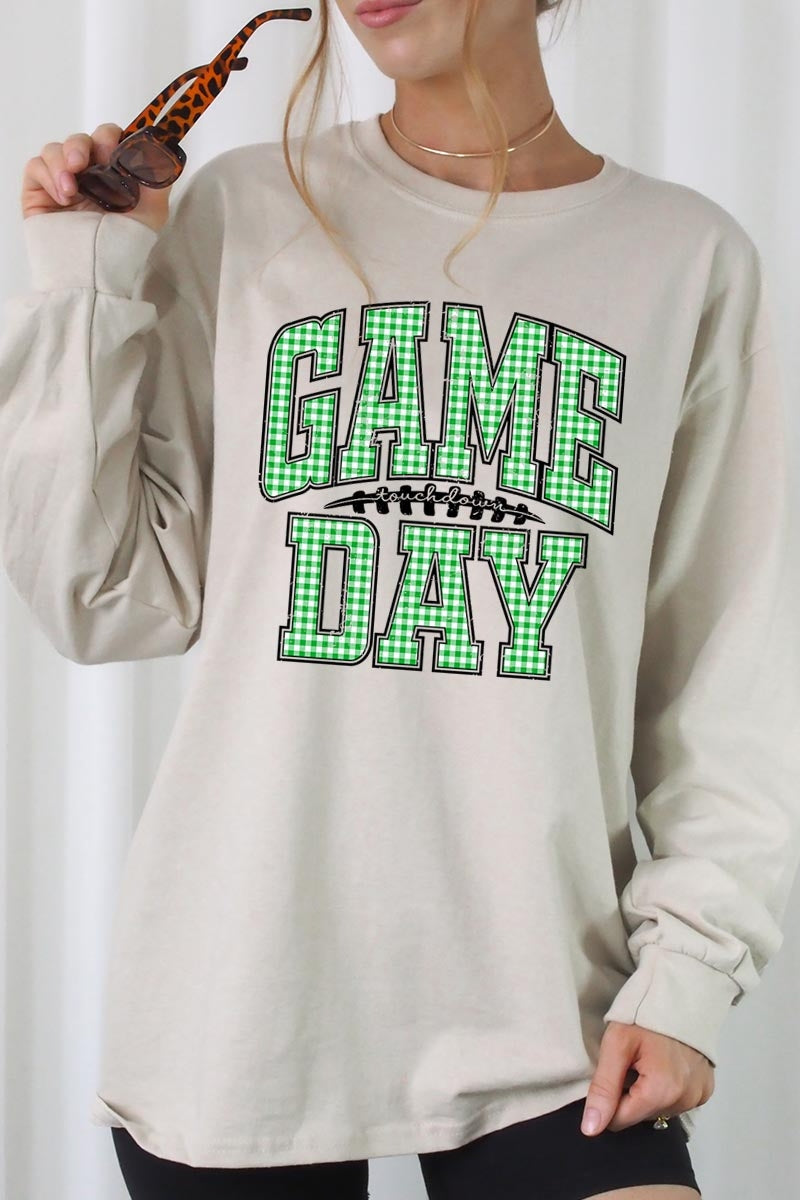 UL240-E3128 Green Gingham Game Day Graphic Long Sleeve Tee $13.75