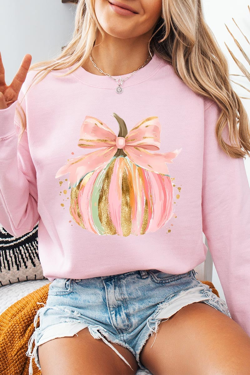 UL180-E3083 Brushstroke Pumpkin Graphic Sweatshirt $20
