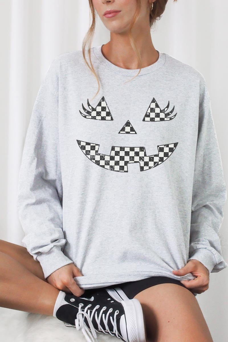 UL240-E3149 Checker Pumpkin Face Graphic Long Sleeve Tee $13.75