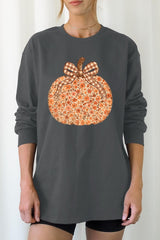 UL240P-E3135 Floral Fall Pumpkin Graphic Plus Long Sleeve Tee $17
