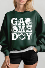 UL180P-E3073 Distressed Game Day Graphic Plus Sweatshirt $25