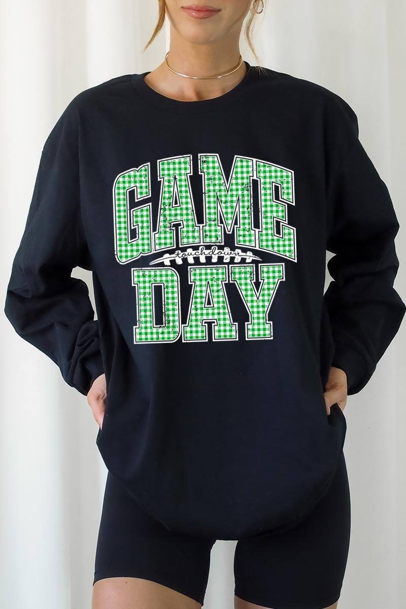 UL240-E3128 Green Gingham Game Day Graphic Long Sleeve Tee $13.75
