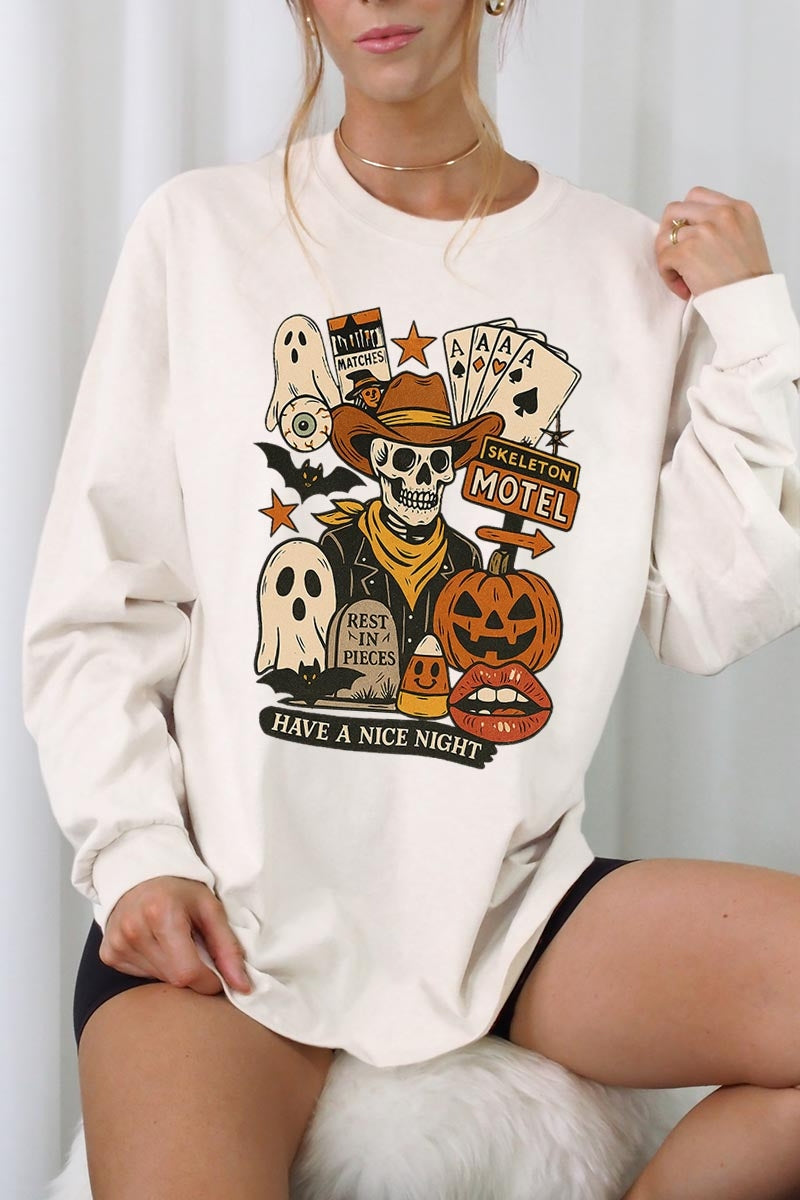 UL240P-E3107 Spooky Skeleton Graphic Plus Long Sleeve Tee $17