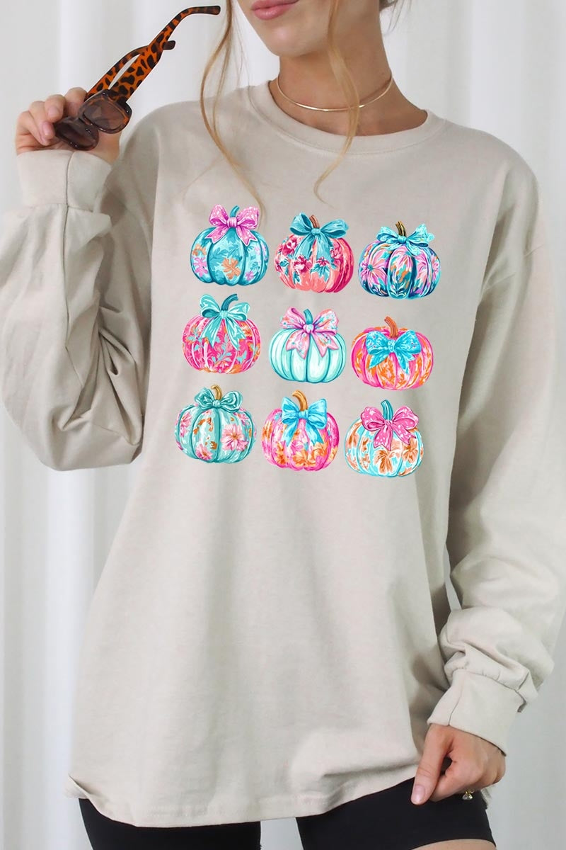 UL240P-E3137 Coquette Pumpkin Graphic Plus Long Sleeve Tee $17