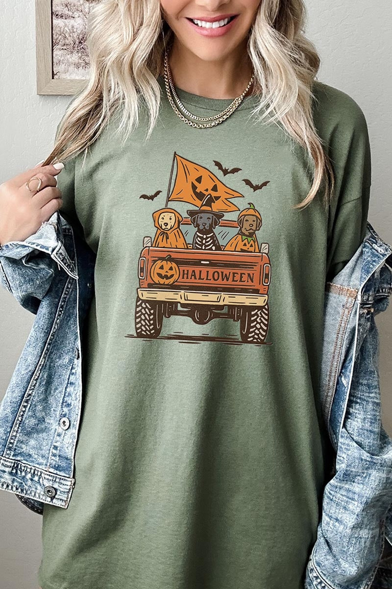 5000-E3150 Halloween Truck Dogs Graphic Heavy Cotton Tee $9