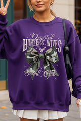UL180P-E3193 Huntersu2019 Wives Social Club Graphic Plus Sweatshirt $25