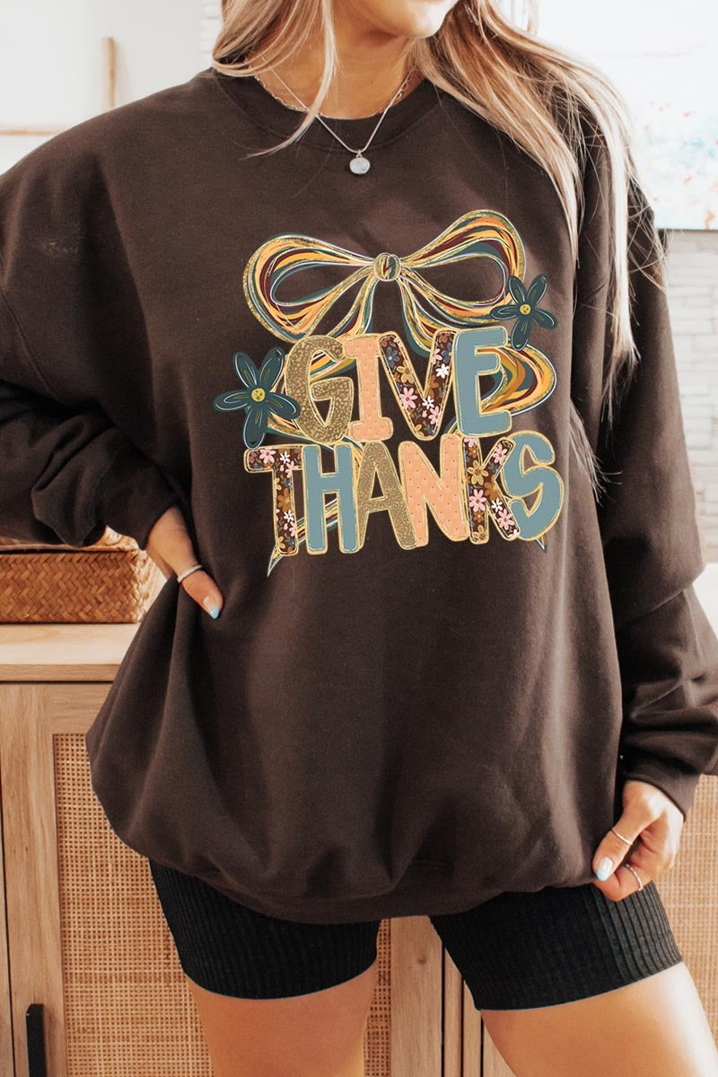 UL180P-E3154 Give Thanks Bow Graphic Plus Sweatshirt $25