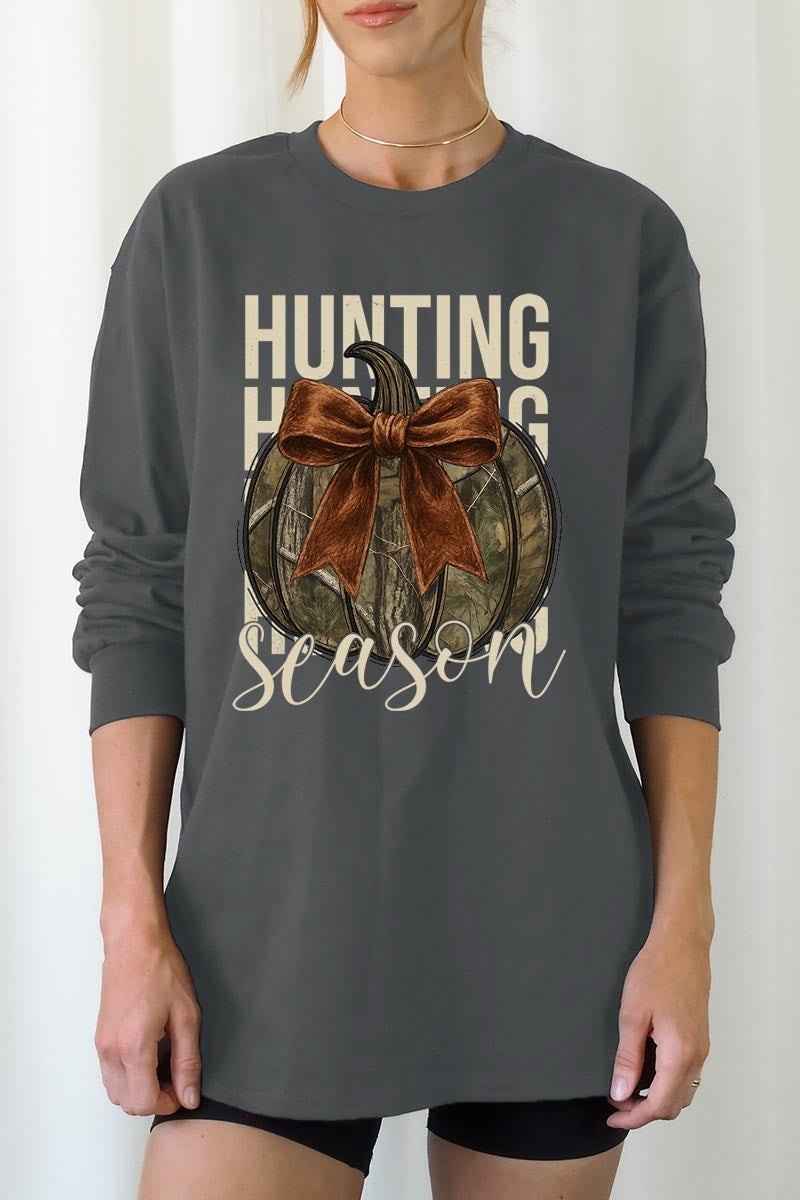 UL240-E3190 Hunting Pumpkin Bow Graphic Long Sleeve Tee $13.75