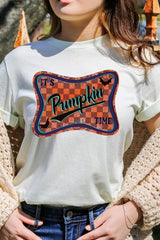 US3001-E3144 Itu2019s pumpkin time Graphic Tee $12.5