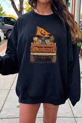 UL180-E3150 Halloween Truck Dogs Graphic Sweatshirt $20