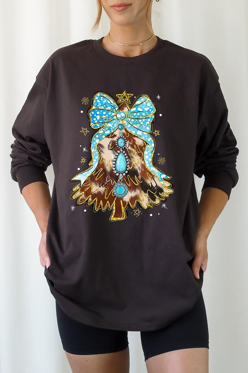 UL240P-E3184 Turquoise Christmas Tree Graphic Plus Long Sleeve Tee $17