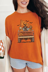 5000-E3150 Halloween Truck Dogs Graphic Heavy Cotton Tee $9