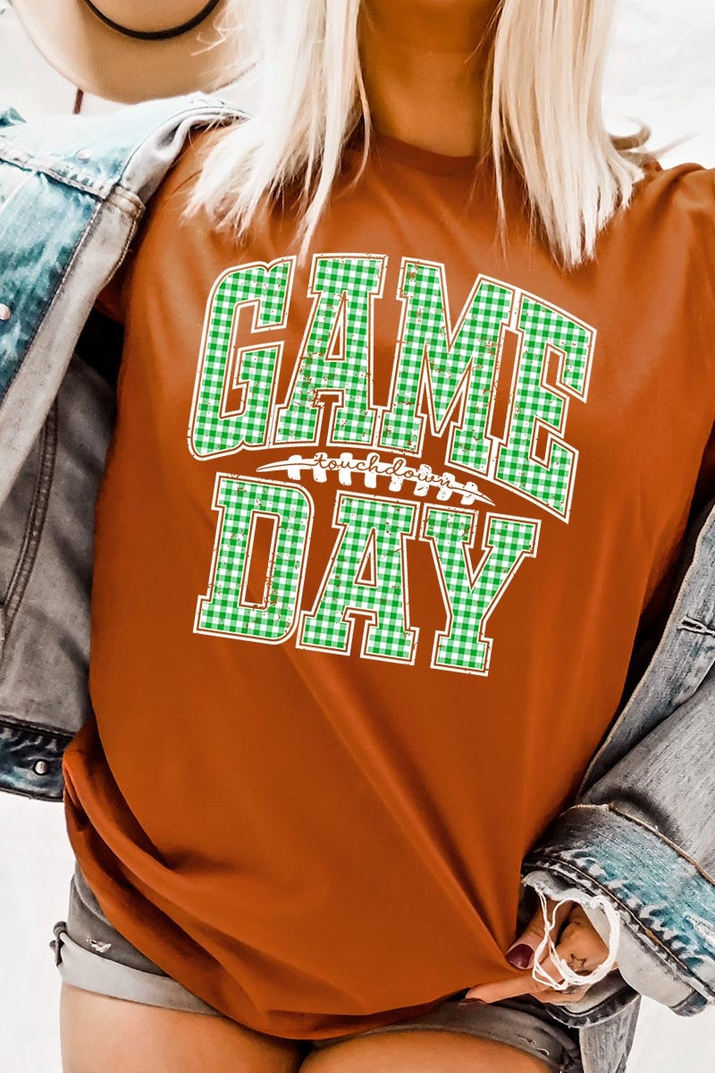 US3001P-E3128 Green Gingham Game Day Graphic Plus Tee $16