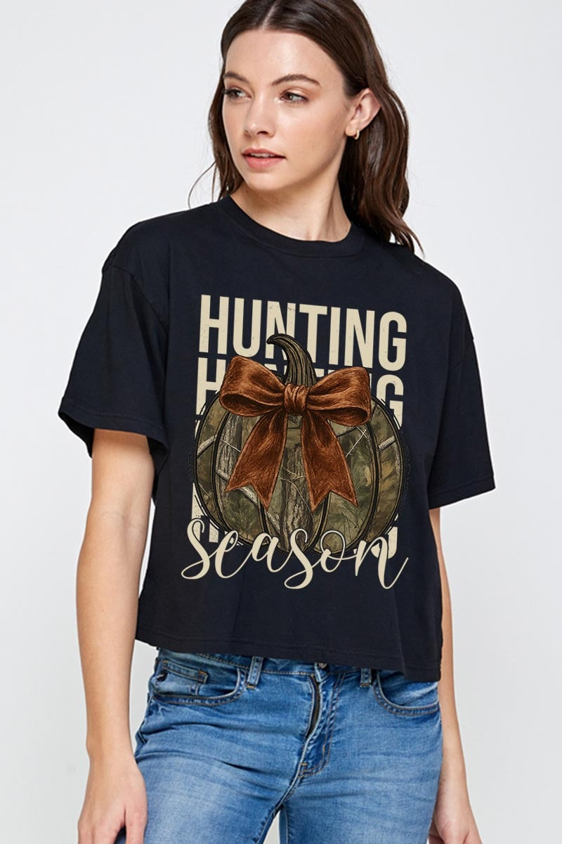 CTS-E3190 Hunting Pumpkin Bow Graphic Relaxed Crop Top $11