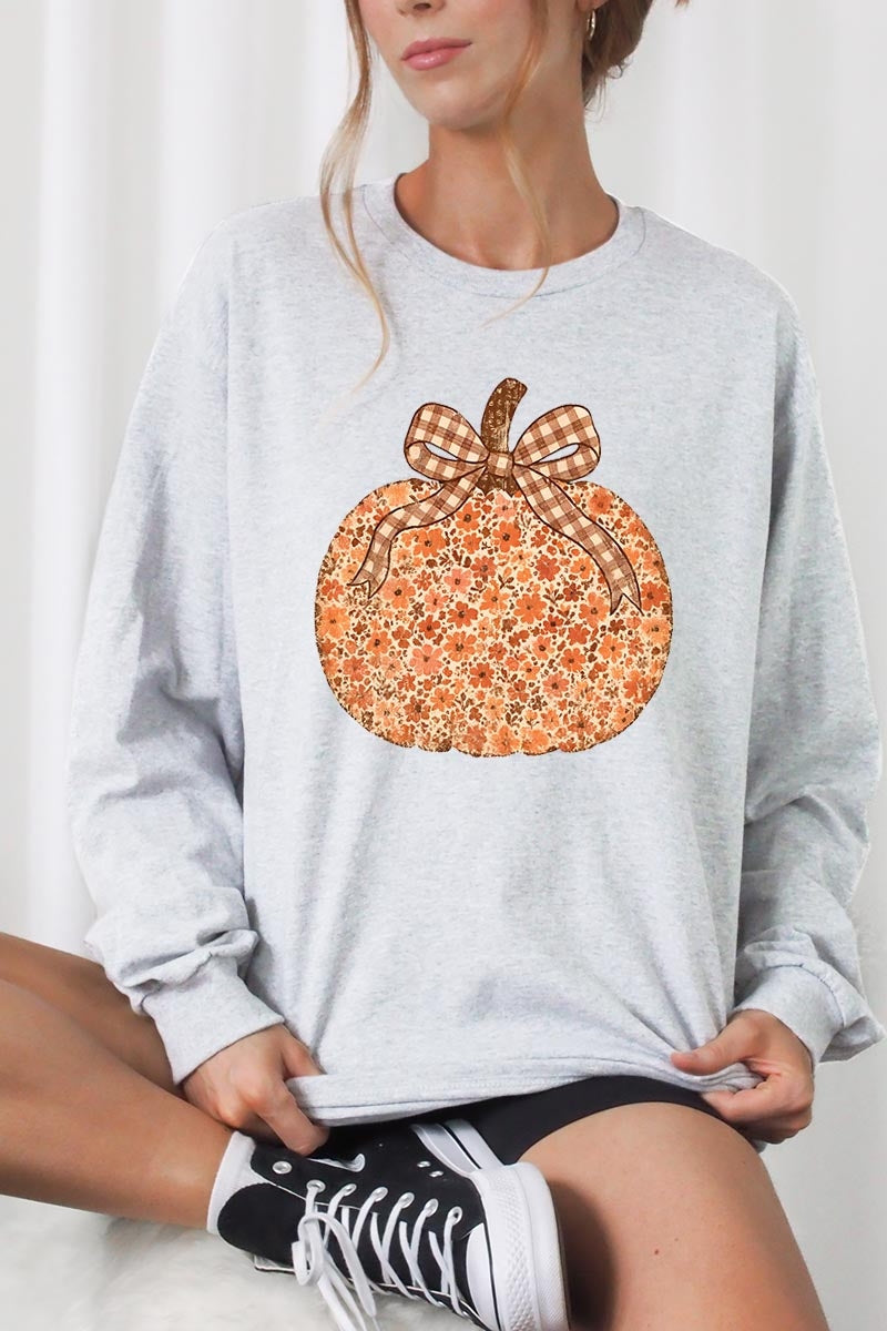 UL240P-E3135 Floral Fall Pumpkin Graphic Plus Long Sleeve Tee $17