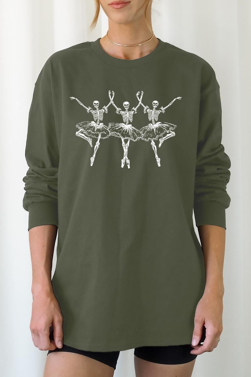 UL240P-E3156 Halloween Ballerina Graphic Plus Long Sleeve Tee $17