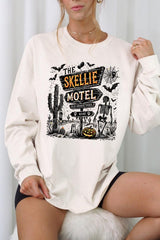 UL240P-E3108 Skellie Motel Halloween Plus Long Sleeve Tee $17