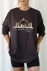 UL240P-E3183 Nativity Gift Graphic Plus Long Sleeve Tee $17