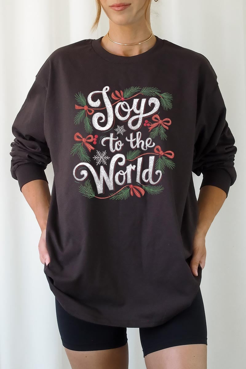 UL240P-E3221 Joy to the World Christmas Graphic Plus Long Sleeve Tee $17
