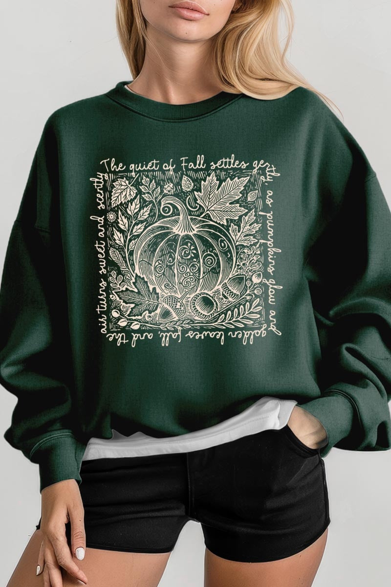UL180P-E3112 Fall Pumpkin Botanical Graphic Plus Sweatshirt $25