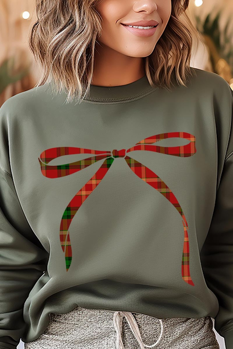 UL180-E3211 Red Bow Christmas Graphic Sweatshirt $20
