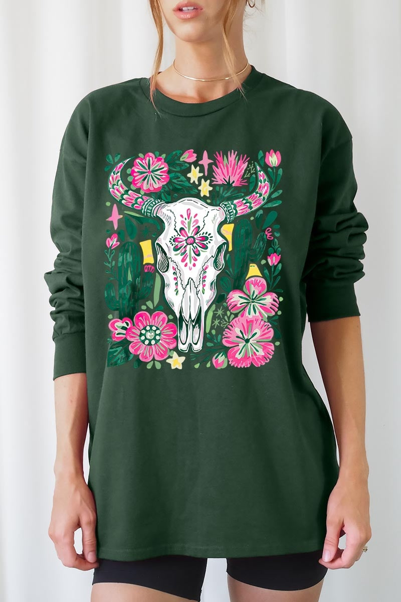 UL240P-E3086 Western Floral Cow Skull Graphic Plus Long Sleeve Tee $17