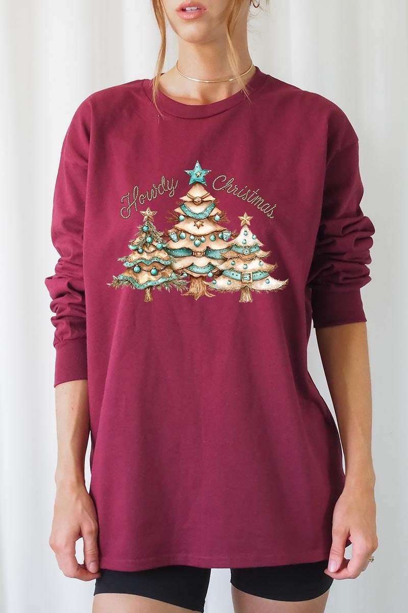 UL240P-E3185 Howdy Christmas Graphic Plus Long Sleeve Tee $17