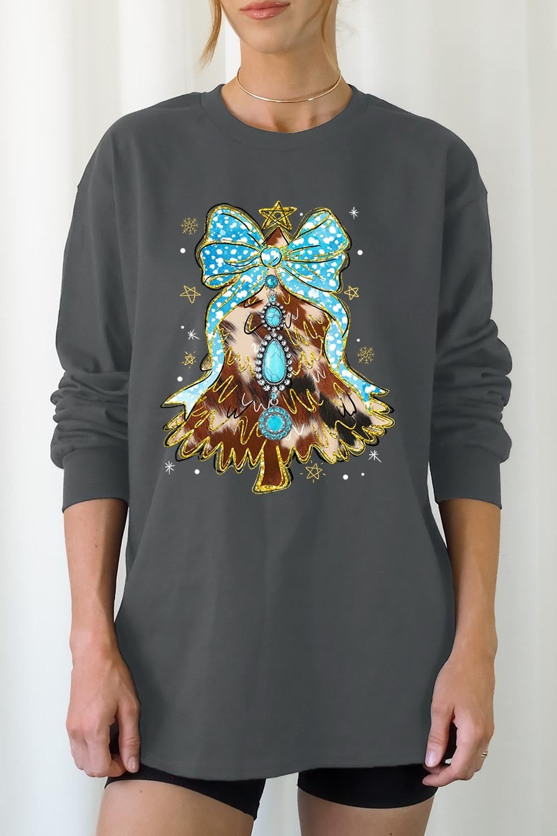 UL240P-E3184 Turquoise Christmas Tree Graphic Plus Long Sleeve Tee $17