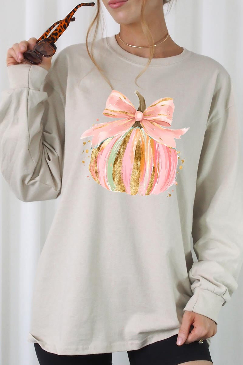 UL240P-E3083 Brushstroke Pumpkin Graphic Plus Long Sleeve Tee $17