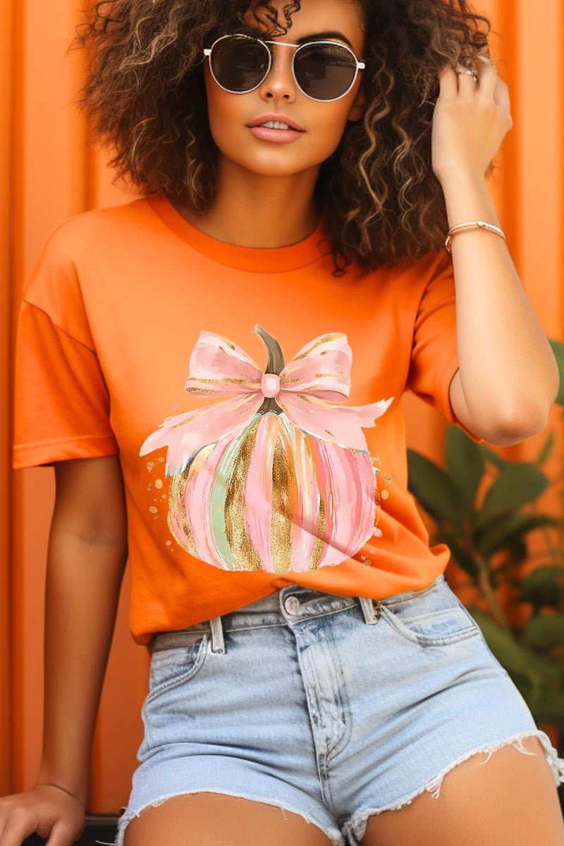US3001P-E3083 Brushstroke Pumpkin Graphic Plus Tee $16