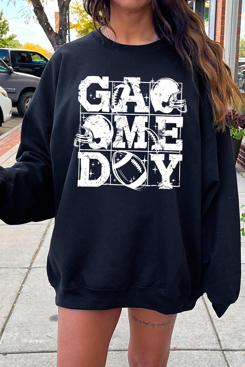UL180P-E3073 Distressed Game Day Graphic Plus Sweatshirt $25