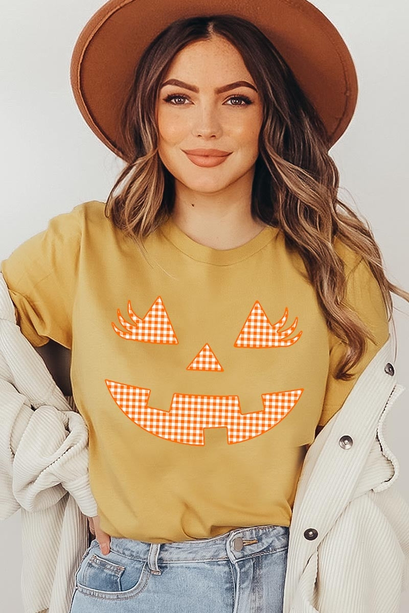 US3001P-E3148 Cute Pumpkin Halloween Graphic Plus Tee $16