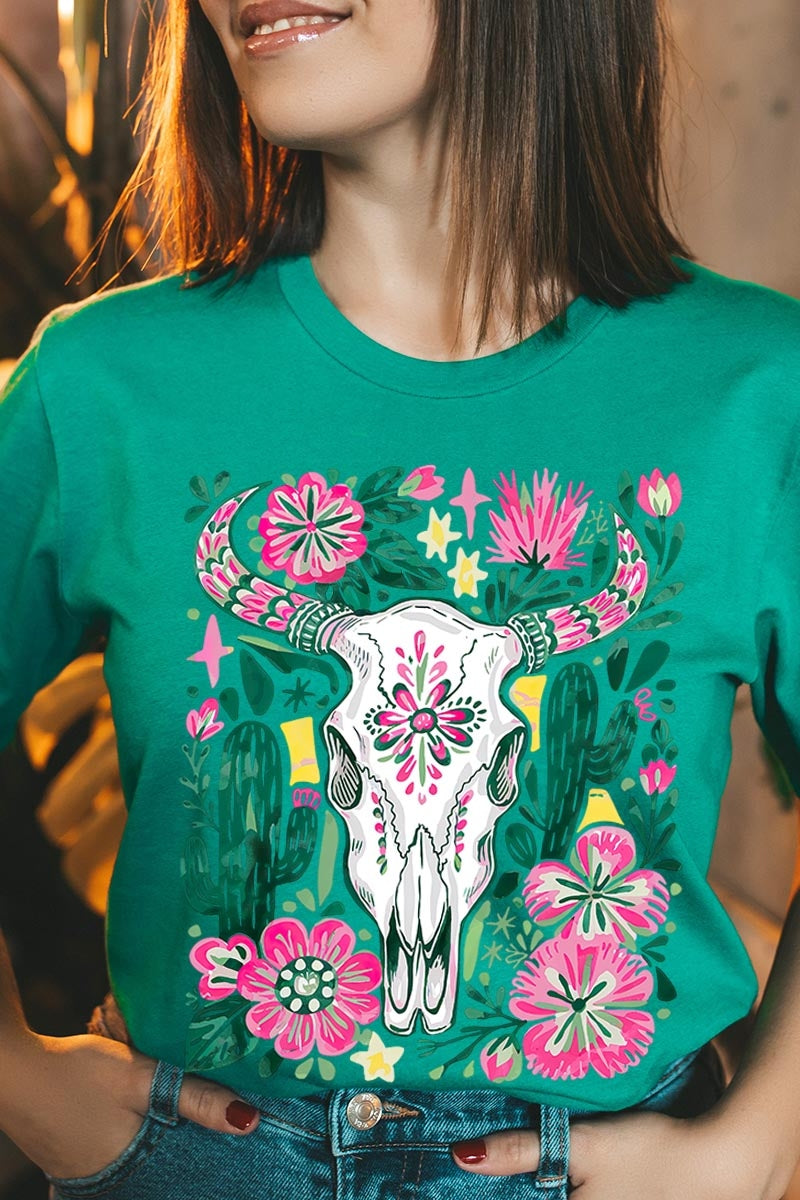 US3001P-E3086 Western Floral Cow Skull Graphic Plus Tee $16