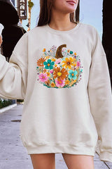 UL180P-E3118 Floral Pumpkin Graphic Plus Sweatshirt $25
