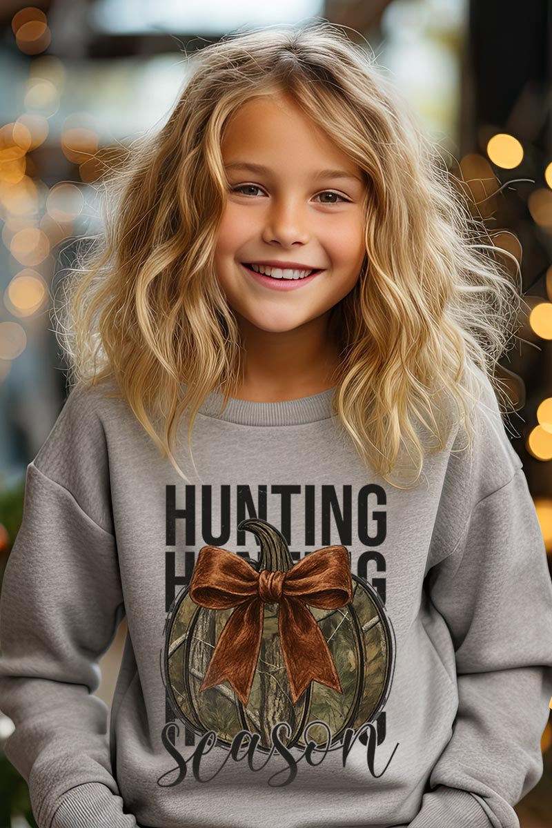 UL180B-E3190Z Hunting Pumpkin Bow Kids Graphic Sweatshirt $20