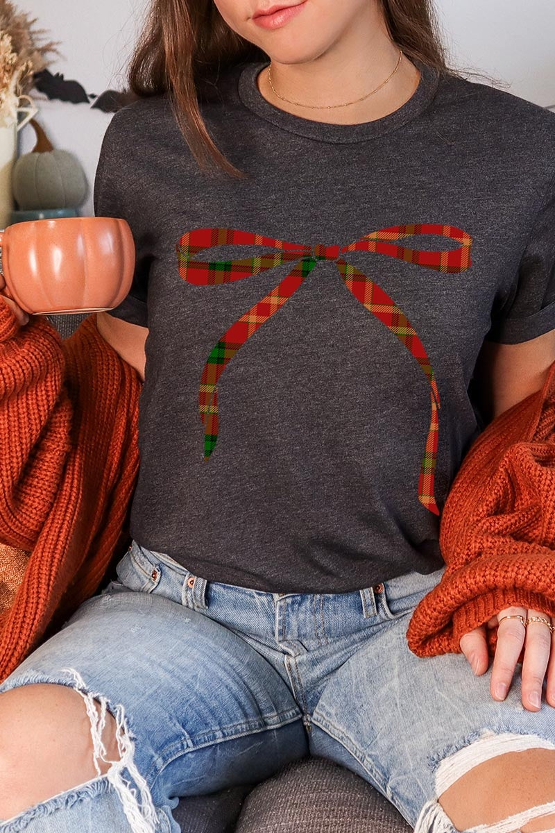 US3001P-E3211 Red Bow Christmas Graphic Plus Tee $16