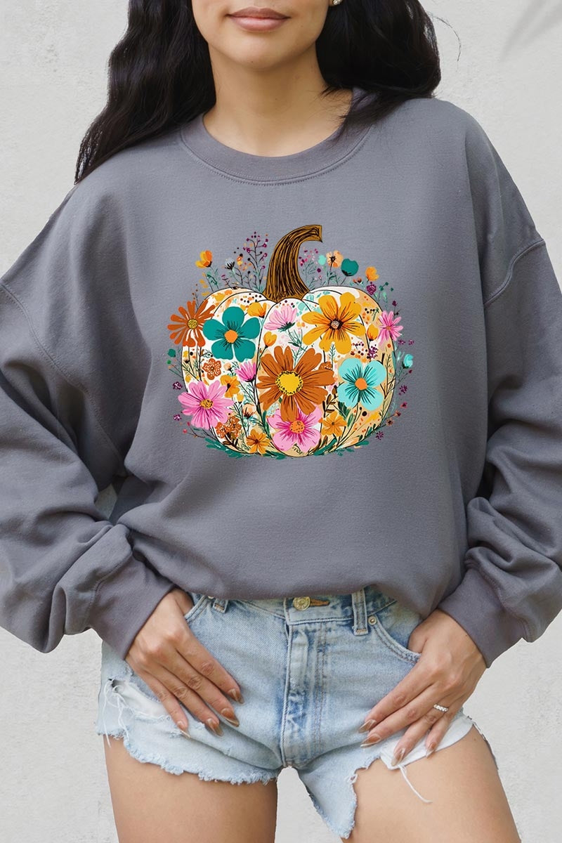 UL180P-E3118 Floral Pumpkin Graphic Plus Sweatshirt $25