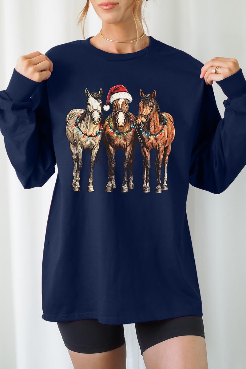 UL240P-E3182 Christmas Horses Graphic Plus Long Sleeve Tee $17