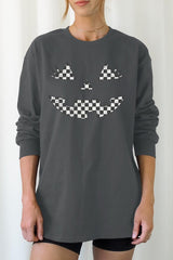 UL240-E3149 Checker Pumpkin Face Graphic Long Sleeve Tee $13.75